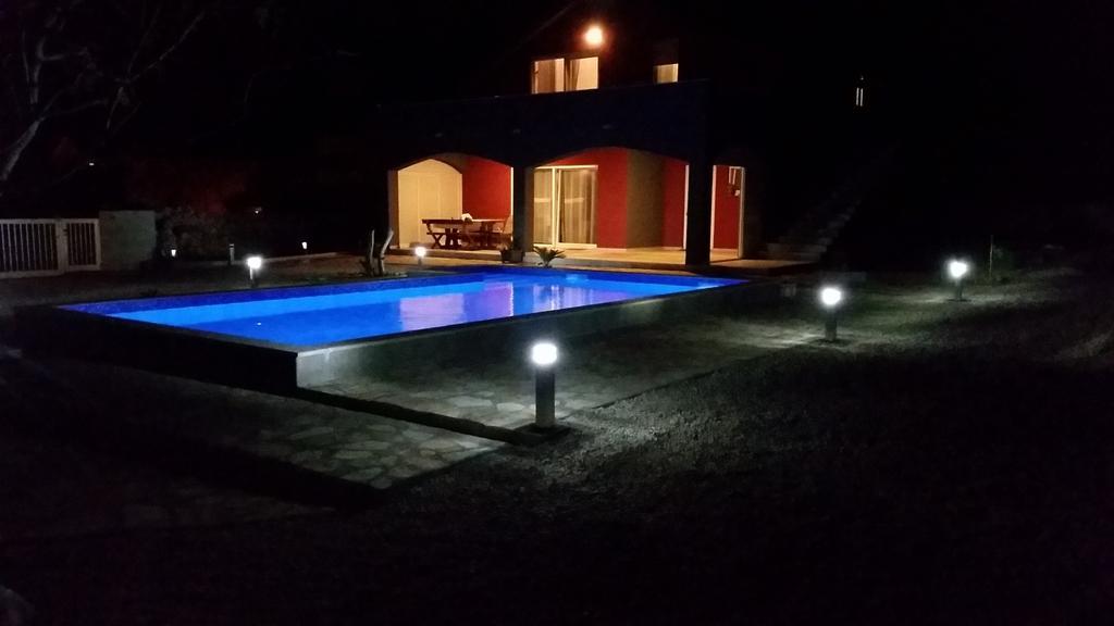 House With Swimming Pool Blue Diamond Leilighet Povljana Eksteriør bilde
